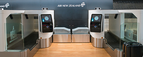 ニュージーランド航空、オークランド国際空港で生体認証技術搭載に自動手荷物預け機導入