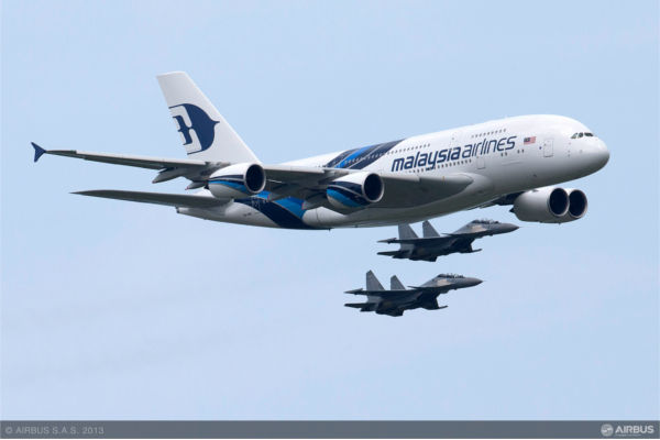 格安 トランプ】入手困難？マレーシア航空機内約40年前のものA