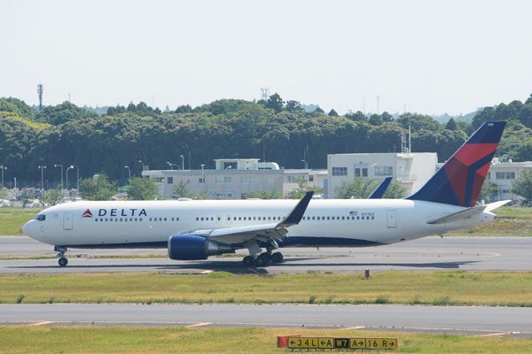 撤退 デルタ 航空 成田