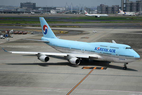 大韓航空（ボーイング747-400型機）