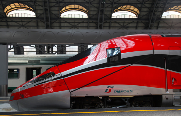 Trenitalia France Orders 19 High-Speed Trains from Hitachi Rail