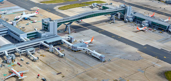 ヴァンシ エアポート ロンドン ガトウィック空港の過半数株取得へ 約4 000億円超 Traicy トライシー