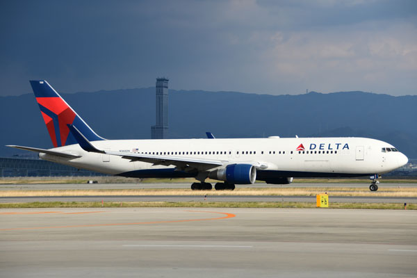 デルタ航空（ボーイング767-300型機）