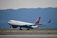 デルタ航空（ボーイング767-300型機）