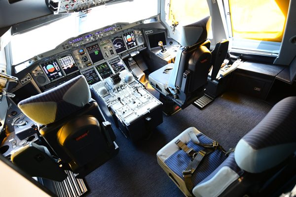 フォトレポート Anaが導入するエアバスa380型機 Flying Honu コックピット 機内設備 写真15枚 Traicy トライシー