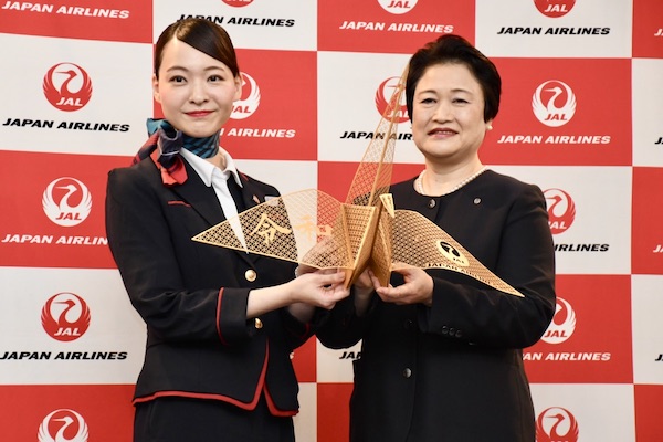 JAL、「令和」祝賀フライト運航 5月1日にちなみ501便 - TRAICY