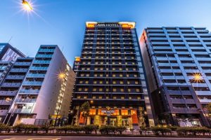 アパホテル〈新大阪駅前〉