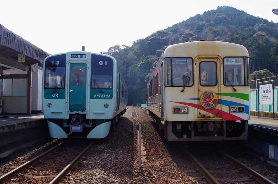 牟岐線 海部駅