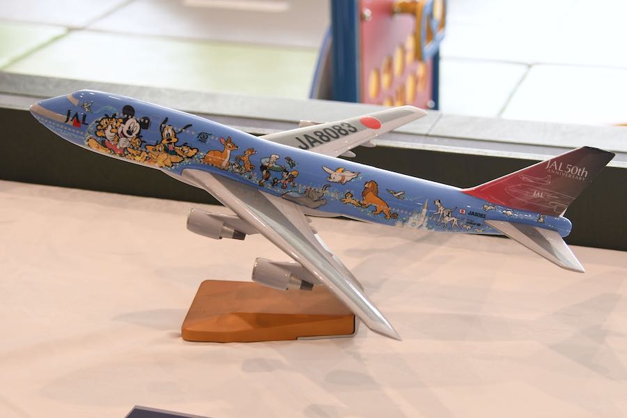 ディズニー塗装機「JAL DREAM EXPRESS FANTASIA 80」、周遊チャーター