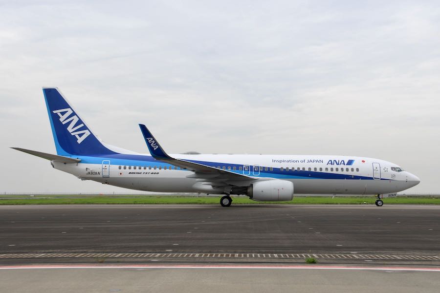 ANA ボーイング737-800 JA90AN