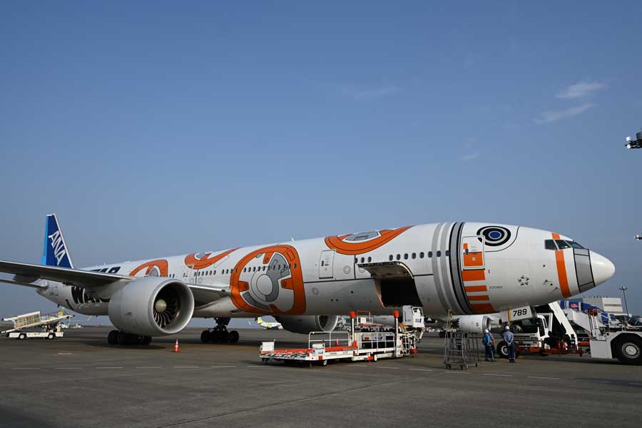 ANA BB-8 livery (1/200) 航空機・ヘリコプター - 航空機