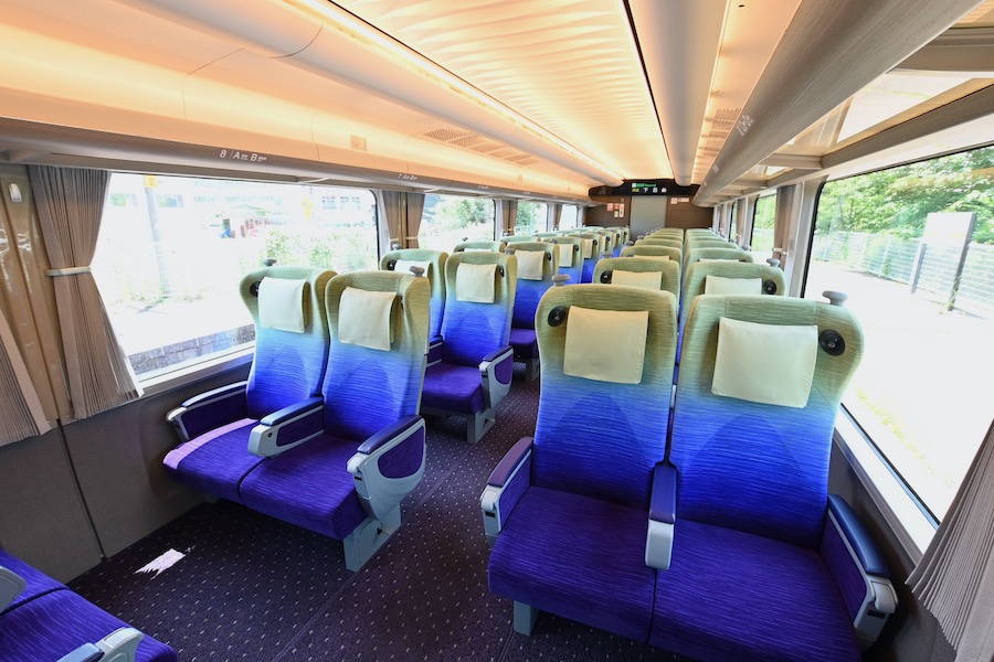 新型特急hc85系 新幹線にもないjr東海初の あるもの がグリーン車に登場 Ameba News アメーバニュース