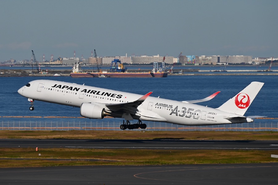 JAL JA02XJ