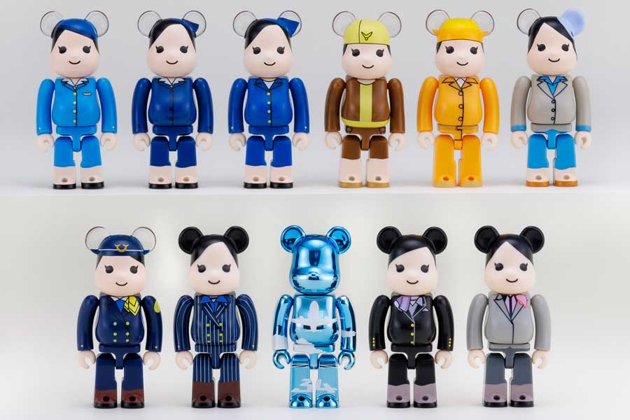 ＜ANAオリジナル＞BE@RBRICK ANA創立70周年歴代制服コレクション