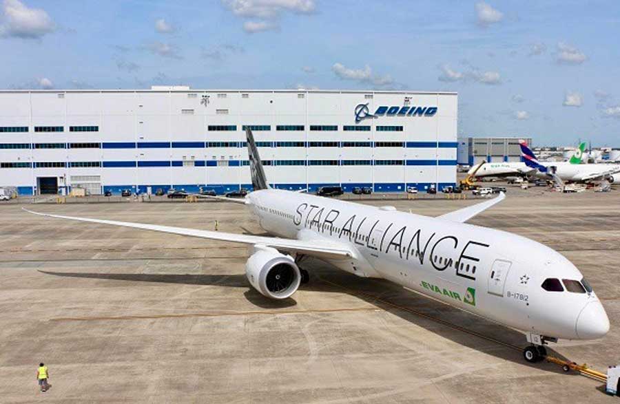 エバー航空、スターアライアンス塗装の787-10を受領 世界初 - TRAICY エバー航空、スターアライアンス塗装の787-10を受領 世界初 - TRAICY