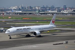 JAL JA742J 777-300ER