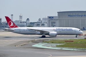 ターキッシュ・エアラインズ TK 787-9 TC-LLM