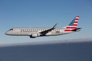 アメリカン航空（エンブラエル175型機）
