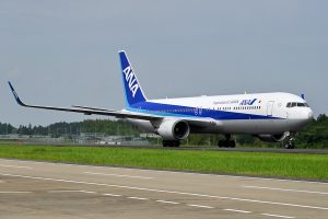 ANA NH 777-300ER JA623A