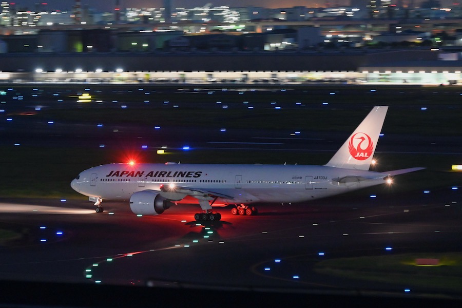 JAL 777-200ER JA703J