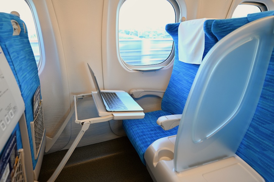 Experience the Semi-Private Feel for 1,200 Yen—Is There Already a Battle for the Newly Introduced “P Seats” on the Tokaido Shinkansen? Experience the Semi-Private Feel for 1,200 Yen—Is There Already a Battle for the Newly Introduced “P Seats” on the Tokaido Shinkansen?