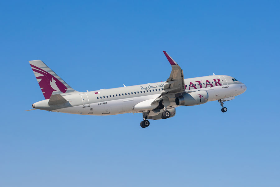 カタール航空（エアバスA320型機）