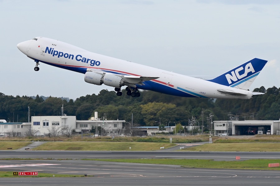 日本貨物航空 NCA KZ 747-8F JA11KZ