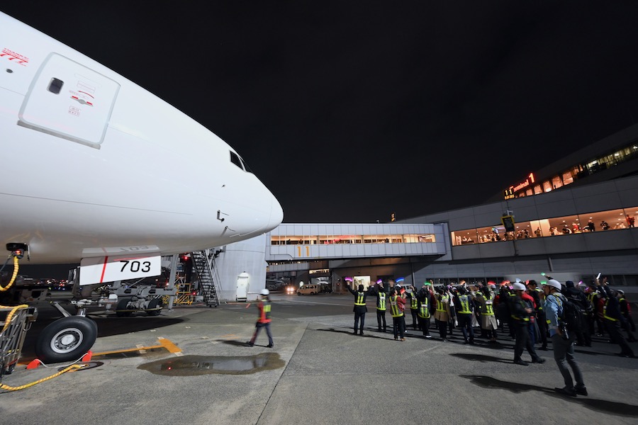 JALの777-200ER、20年の活躍に終止符 ラスト1機「JA703J」が運航