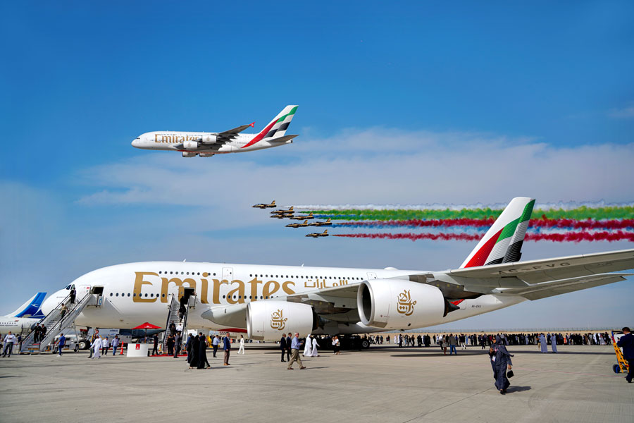 エミレーツ航空 A380 3機まとめ売り（エアバス「A380」転落