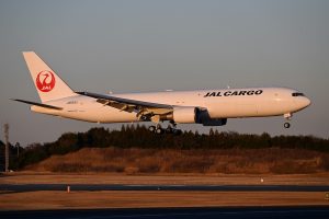 JAL Cargo 767-300BCF JA653J