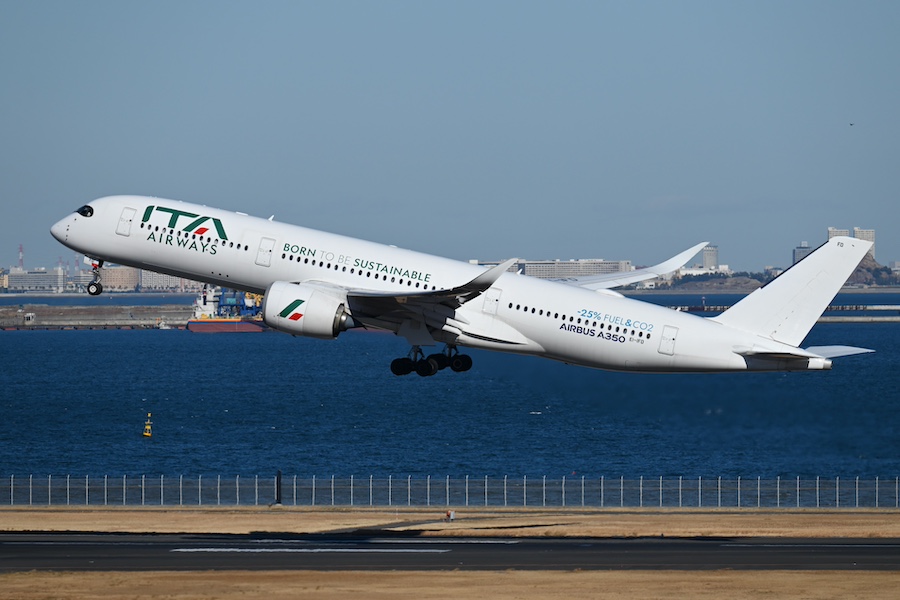 ITAエアウェイズ ITY/AZ エアバスA350-900 EI-IFD