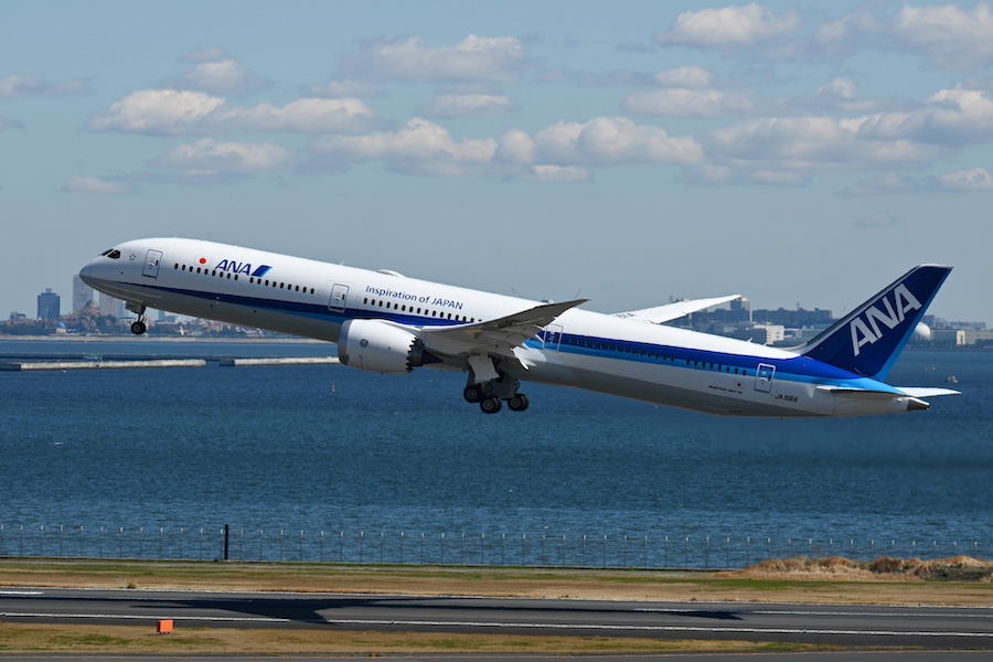 ANA Debuts New Flagship Boeing 787-10 on Domestic Routes, Showcasing Three 787 Models at Haneda