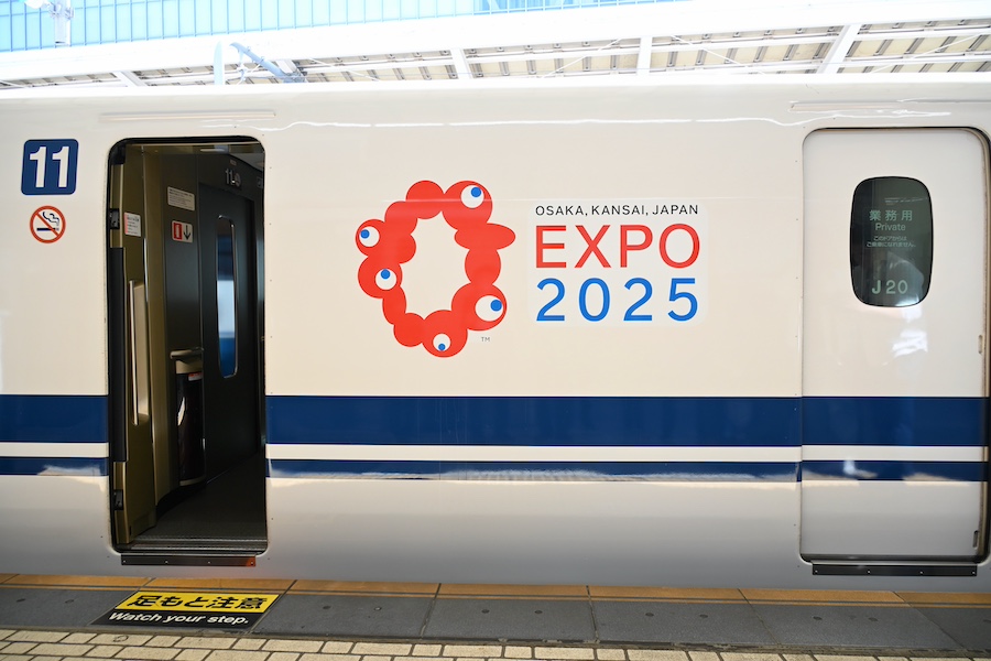 One Year Until the Osaka Expo: Tokaido Shinkansen Unveils N700S Wrapped Trains to Build Excitement