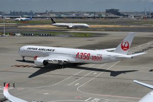 JAL（エアバスA350-1000型機）JA02WJ