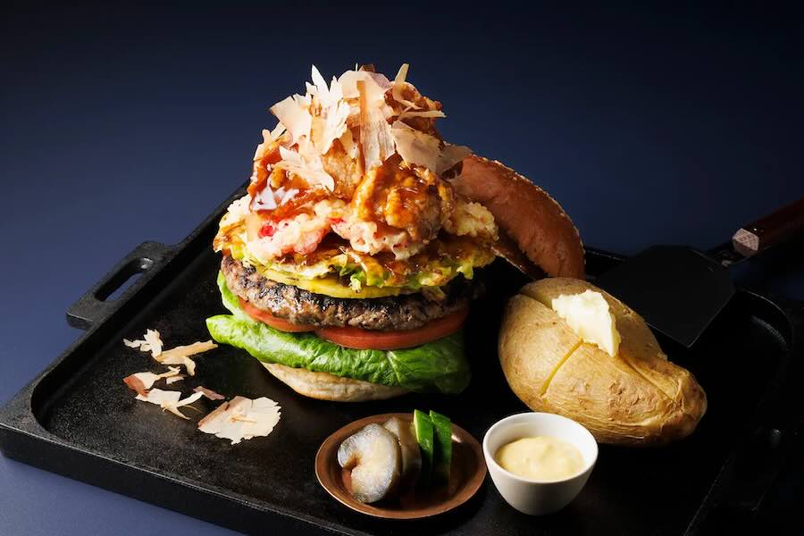 コートヤード・バイ・マリオット 新大阪ステーション　BUTATAMA OKONOMIYAKI ＆ BEEF BURGER
