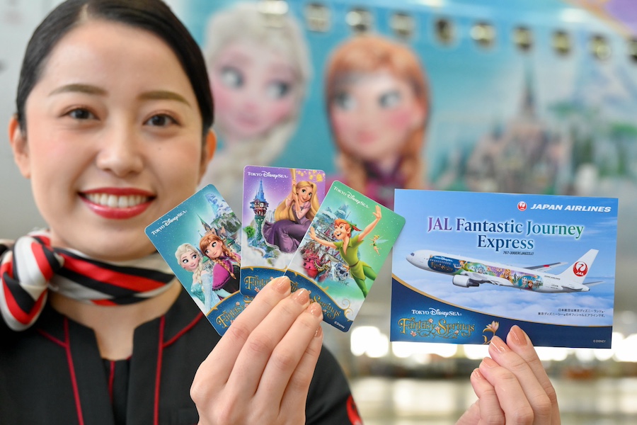 JAL、東京ディズニーシー新エリアの767特別機「Fantastic