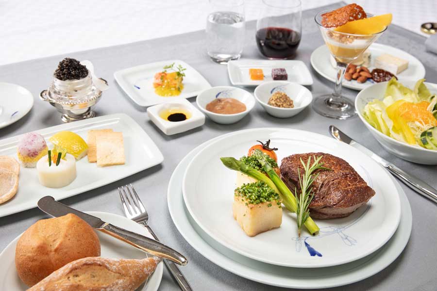 Korean Air Launches Pre-order Service for First Class In-flight Meals Korean Air Launches Pre-order Service for First Class In-flight Meals