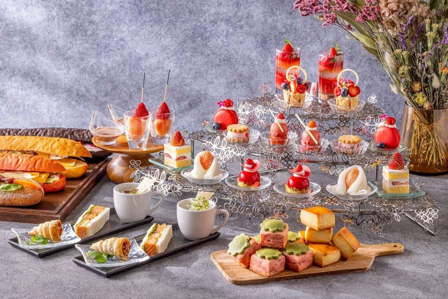Hilton Tokyo Odaiba Offers ‘Strawberry Afternoon Tea & High Tea’ Until April 30 Hilton Tokyo Odaiba Offers ‘Strawberry Afternoon Tea & High Tea’ Until April 30
