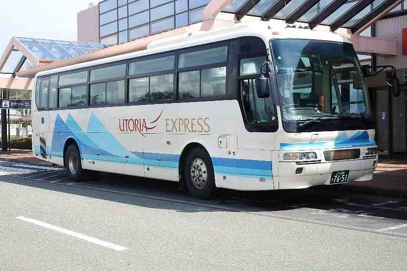 山交バス