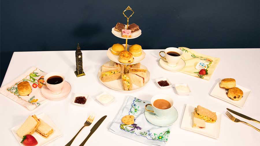 American Airlines Offers Afternoon Tea In-flight on London and Paris Routes