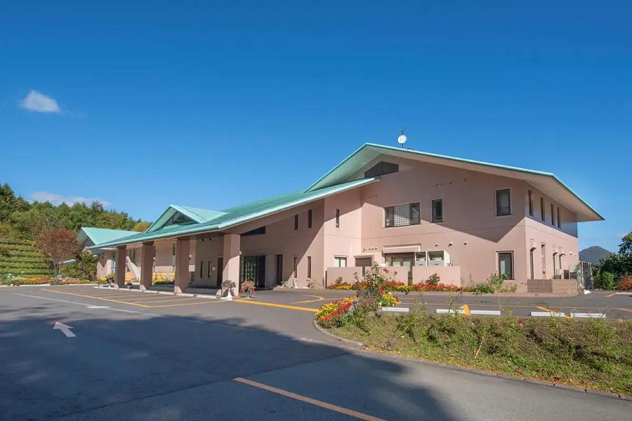 Hotel Premium Lake Toya to Reopen on May 1
