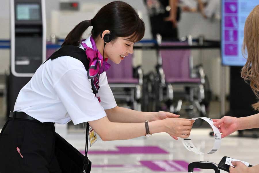 Peach to Internalize Ground Handling Services for Domestic Flights at Kansai Airport