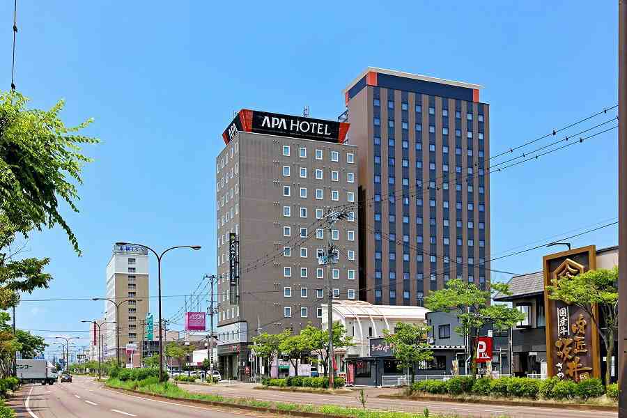 アパホテル、アパホテル〈新潟 燕三条駅前〉