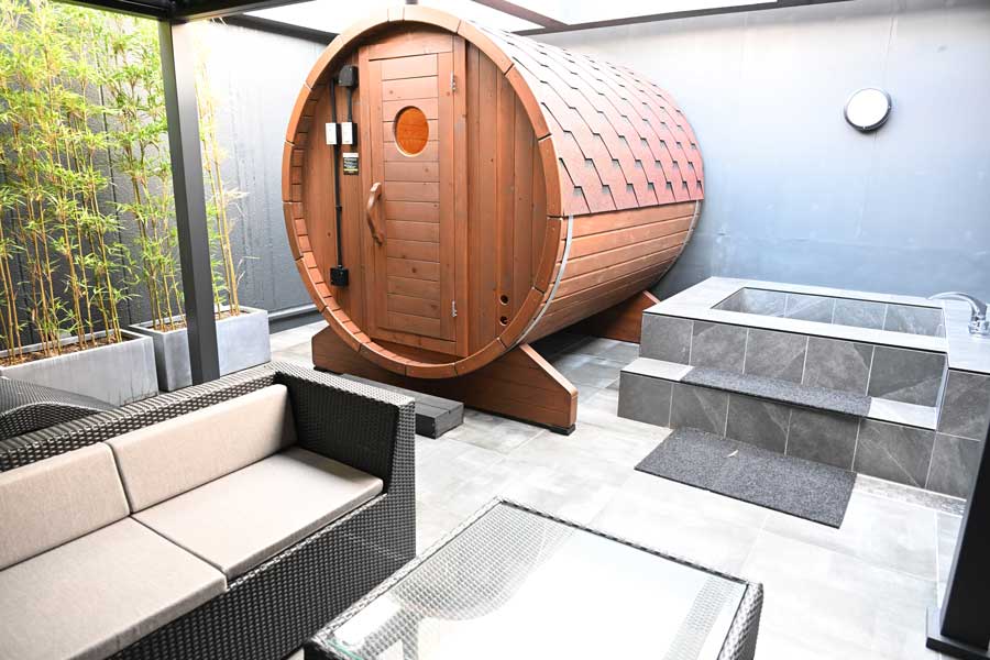 Juni Hotel Opens Near Fukuoka Airport with Month-Themed Rooms and Private Saunas Juni Hotel Opens Near Fukuoka Airport with Month-Themed Rooms and Private Saunas