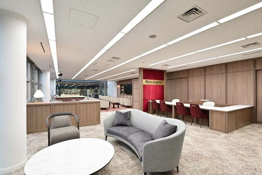 Club Tourism Relocates and Reopens the Royal Grand Stage Ginza Salon on October 15 Club Tourism Relocates and Reopens the Royal Grand Stage Ginza Salon on October 15