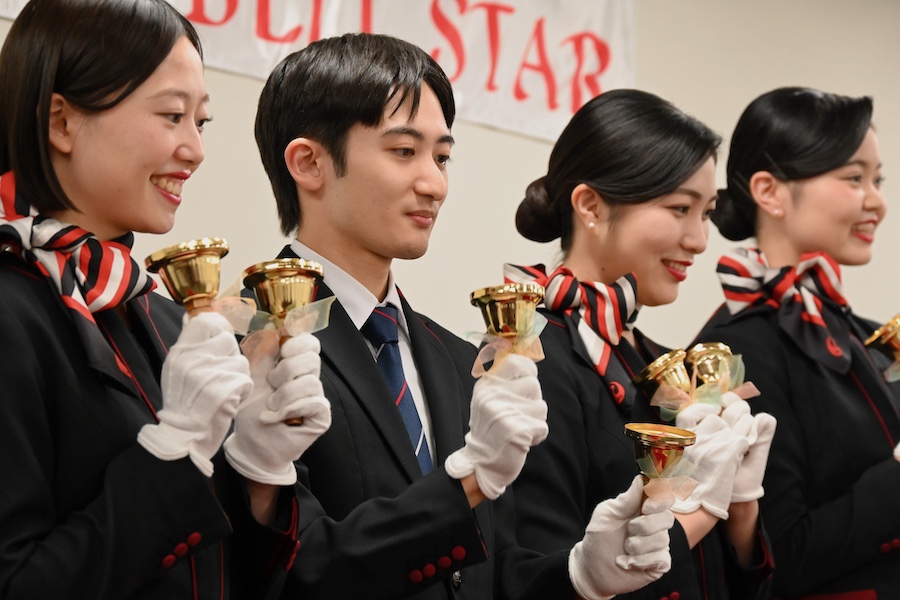 JAL Bellstar Marks 30th Anniversary, Rehearses for Christmas Concerts Across Japan