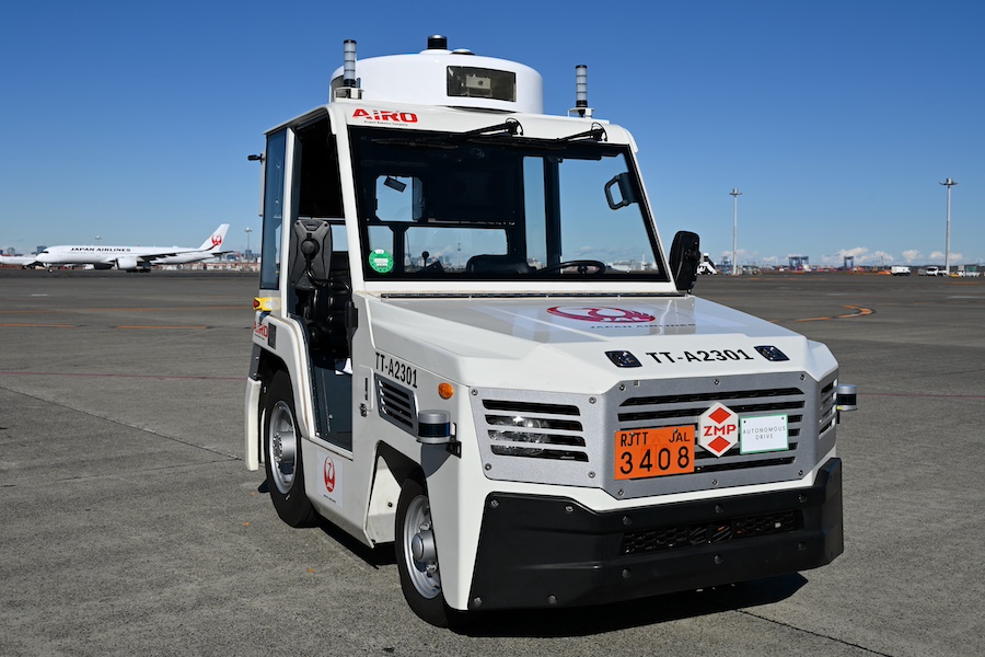JAL RoboCar Tractor 25T autonomous towing tractor at Haneda