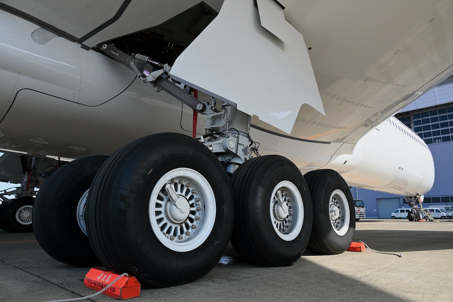 JAL Airbus A350-1000 during pushback at Tokyo Haneda