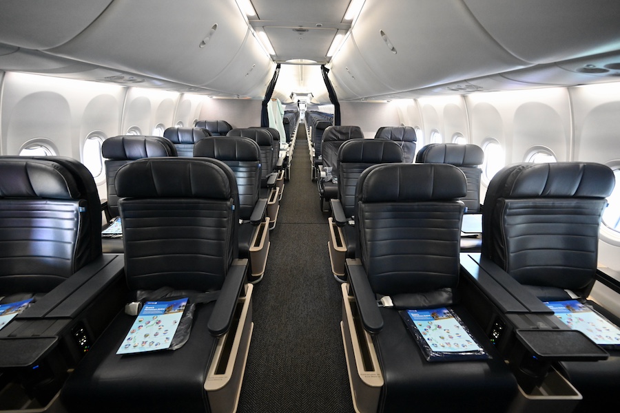 Cabin interior of United Airlines Boeing 737-8 based in Guam
