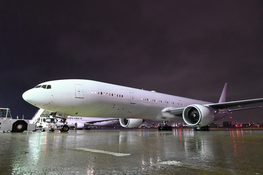 JA732J in all-white livery before ferry flight